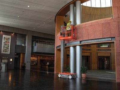 Plataforma para Obras Comerciais: guia completo para uma escolha segura e eficiente